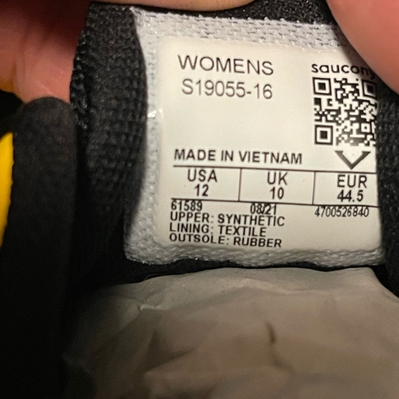 Saucony Women's Field Shoes - Black and Yellow - Picture 3 of 6